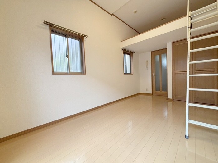 物件内観写真8　(居室)