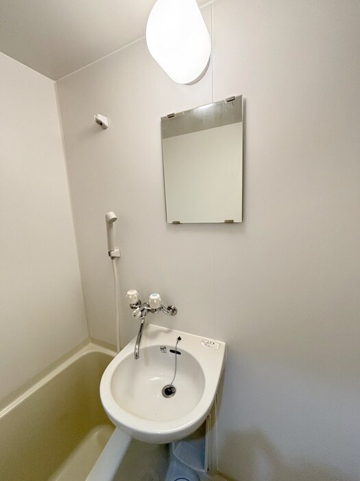 物件内観写真16　(洗面)