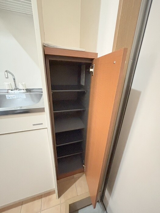 物件内観写真19　(靴箱)