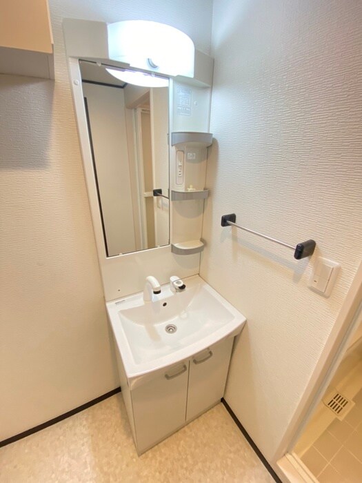 物件内観写真10　(洗面)