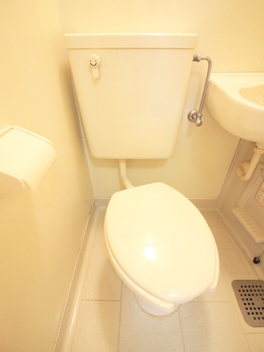 物件内観写真8　(トイレ)