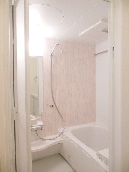 物件内観写真8　(バス／シャワールーム等)