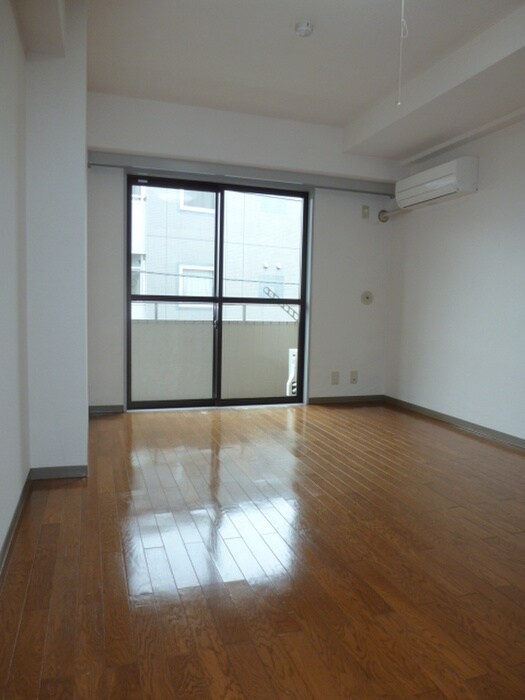 物件内観写真5　(居室)