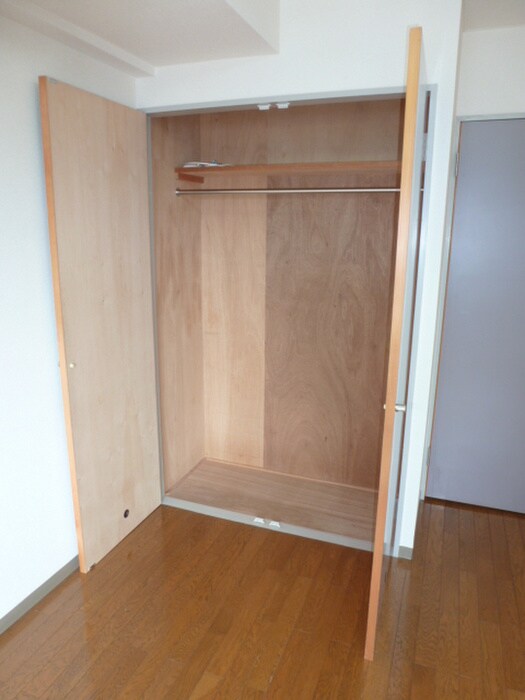 物件内観写真7　(収納)