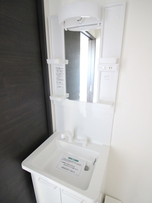 物件内観写真13　(洗面)