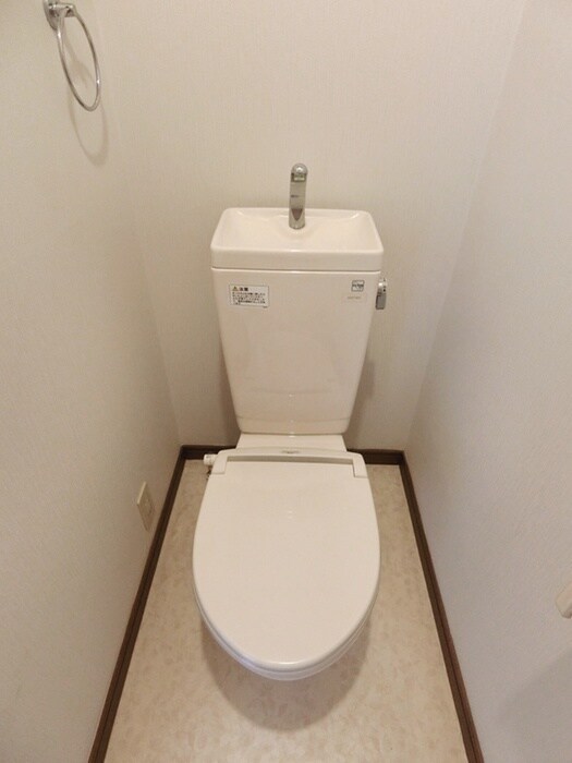 物件内観写真17　(トイレ)