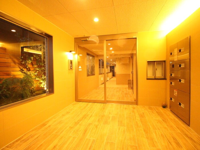 物件外観写真4　(建物設備)