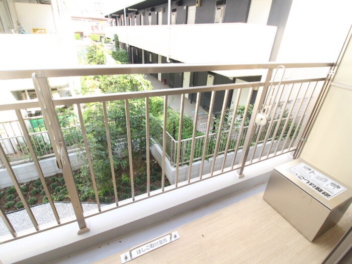 物件内観写真11　(ベランダ・バルコニー)