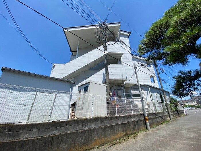 物件外観写真3　(周辺環境)