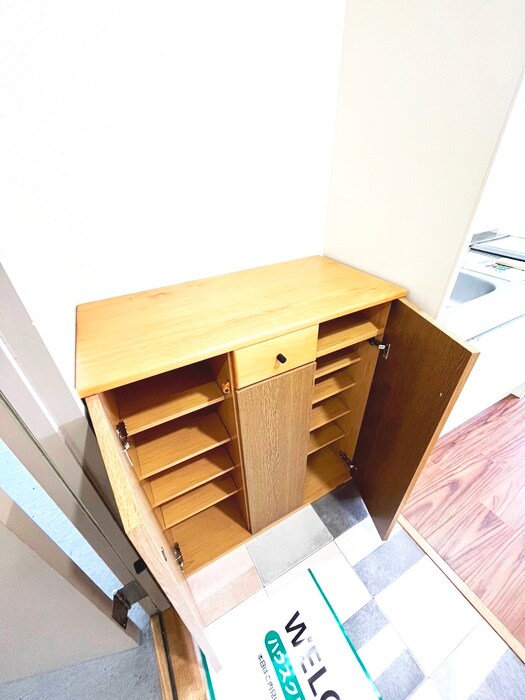 物件内観写真18　(靴箱)