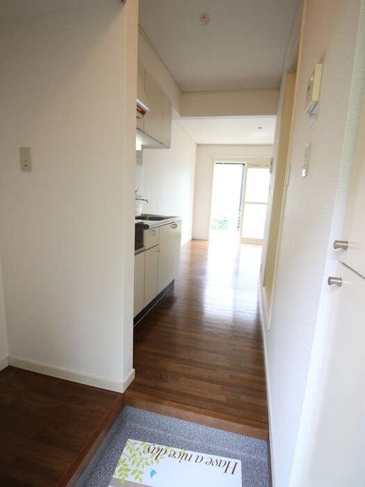 物件内観写真7　(廊下)