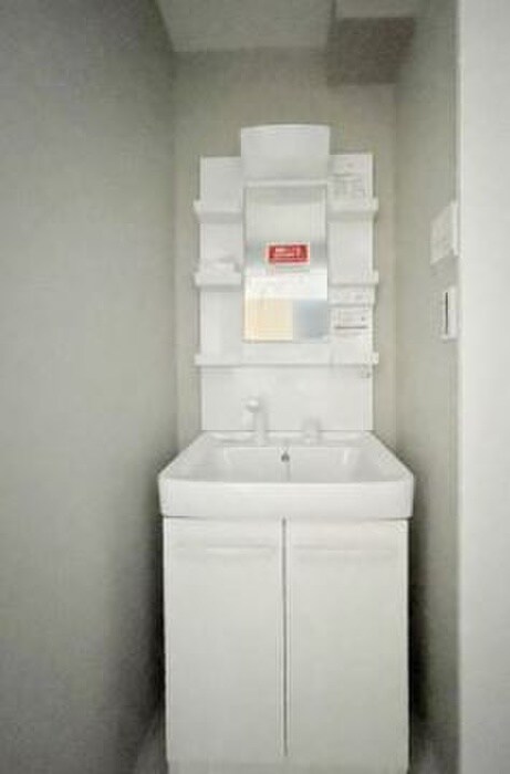 物件内観写真11　(洗面)