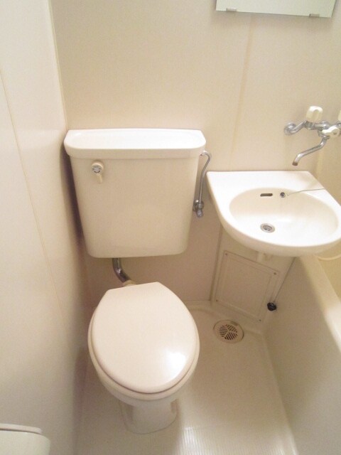 物件内観写真13　(トイレ)