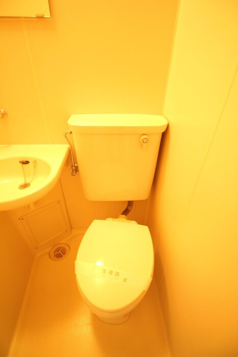 物件内観写真15　(トイレ)