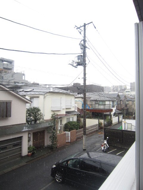 物件内観写真16　(室内からの展望)