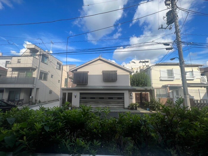 物件内観写真16　(室内からの展望)