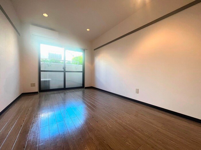 物件内観写真19　(居室)