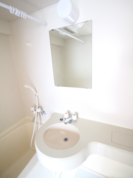 物件内観写真12　(洗面)