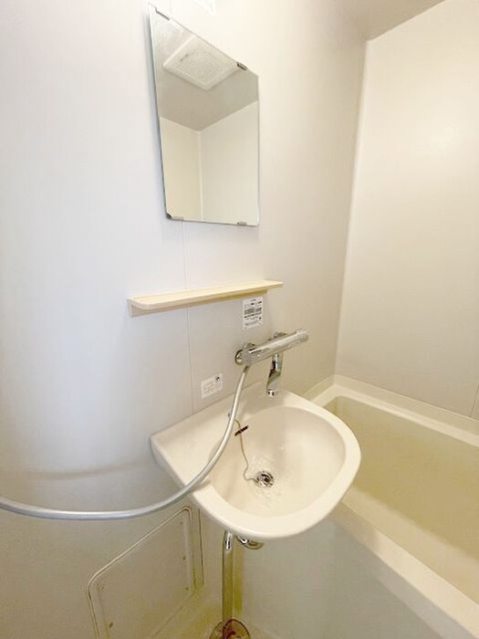 物件内観写真17　(洗面)