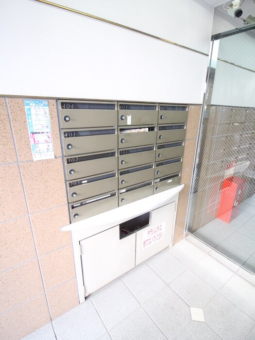 物件外観写真6　(建物設備)