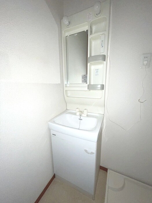 物件内観写真10　(洗面)