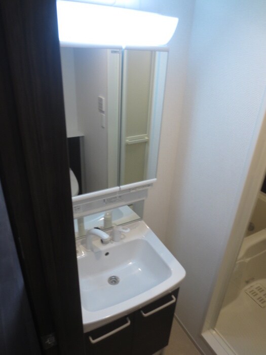 物件内観写真11　(洗面)