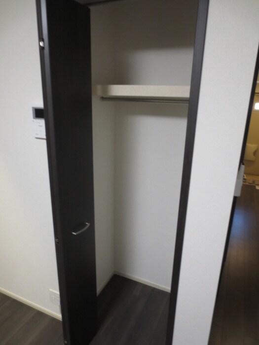 物件内観写真16　(収納)