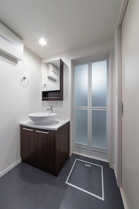 物件内観写真15　(洗面)