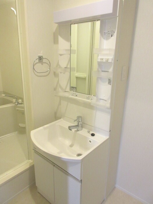 物件内観写真11　(洗面)