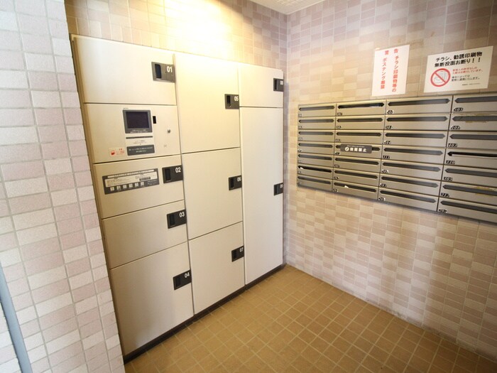 物件外観写真6　(建物設備)