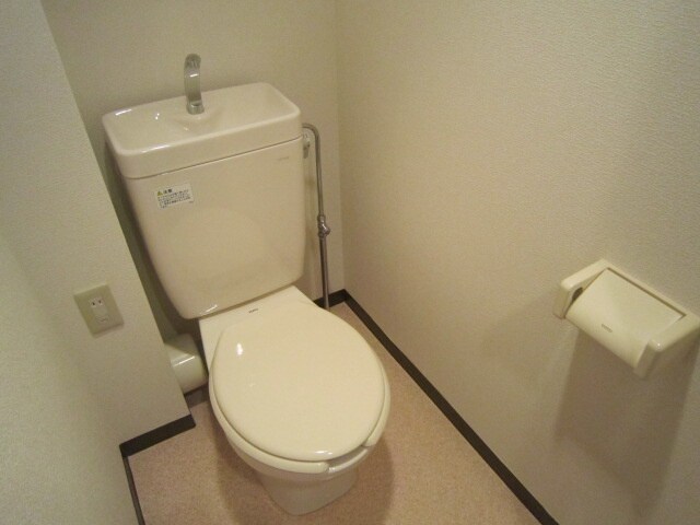 物件内観写真10　(トイレ)