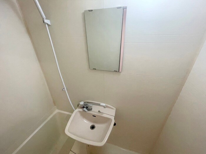 物件内観写真10　(洗面)