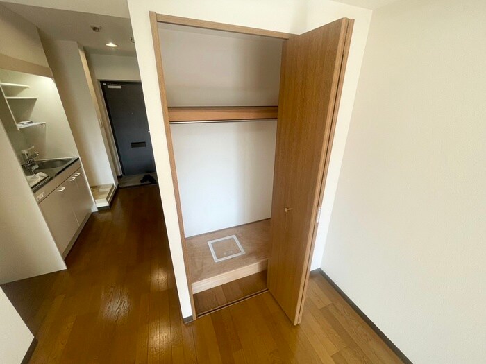 物件内観写真15　(収納)