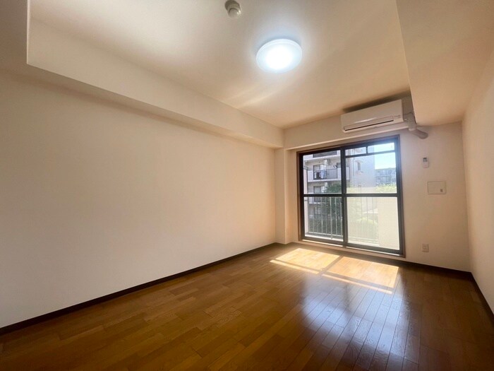 物件内観写真16　(居室)