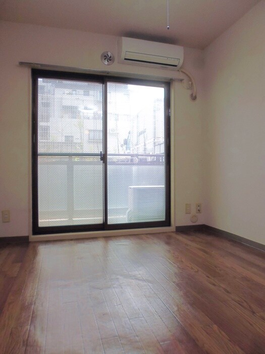 物件内観写真5　(居室)