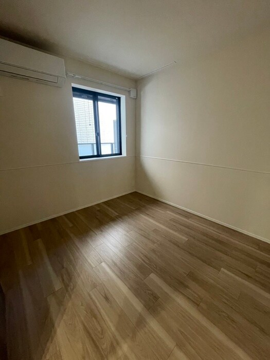 物件内観写真19　(居室)