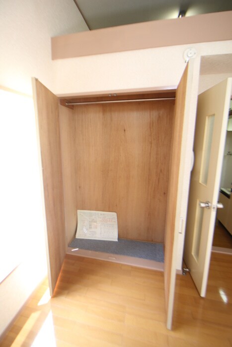 物件内観写真13　(収納)