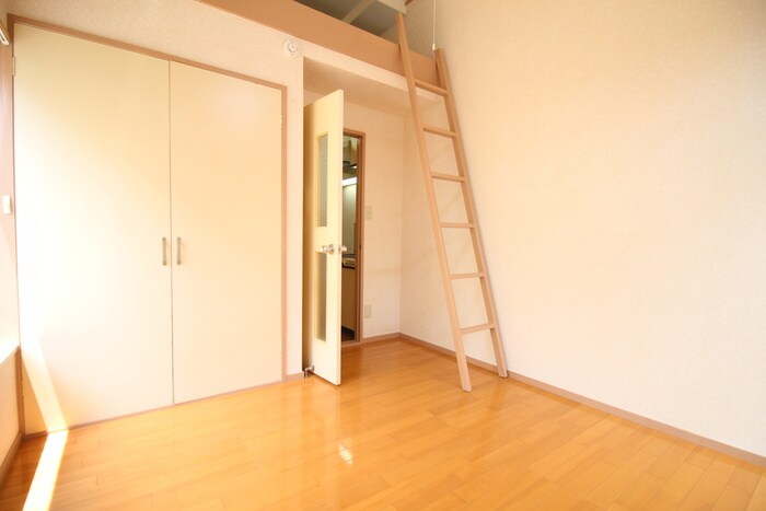 物件内観写真19　(居室)