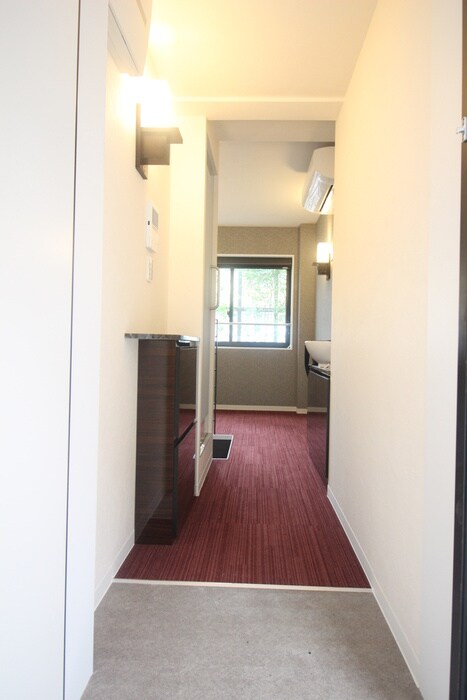 物件内観写真22　(玄関)