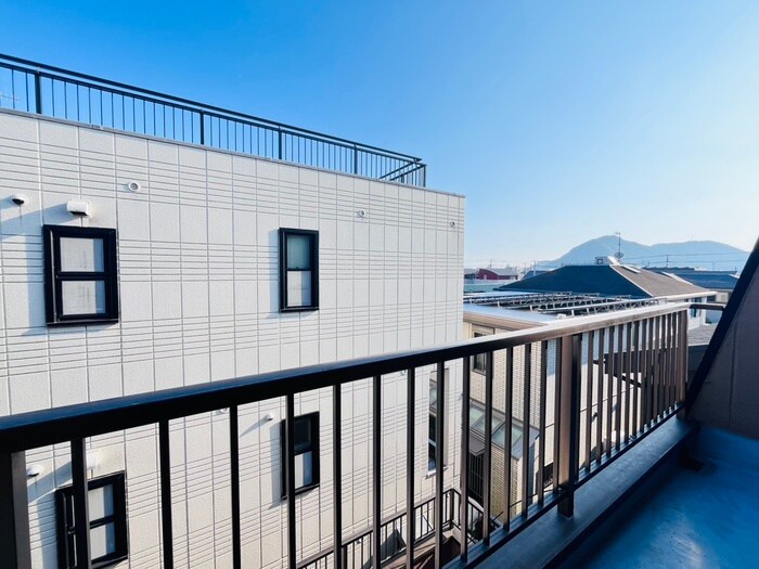 物件内観写真19　(室内からの展望)