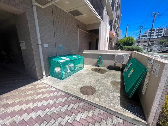 物件外観写真4　(建物設備)