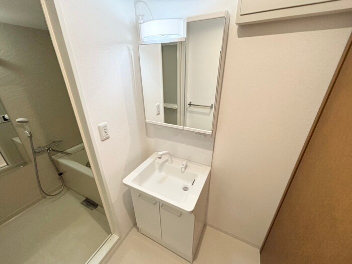 物件内観写真10　(洗面)