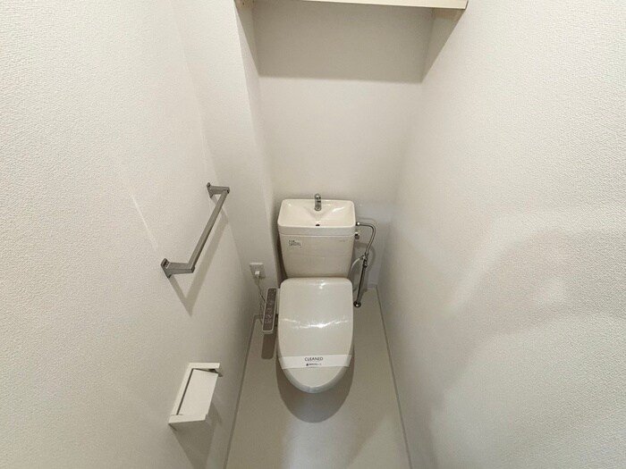 物件内観写真11　(トイレ)