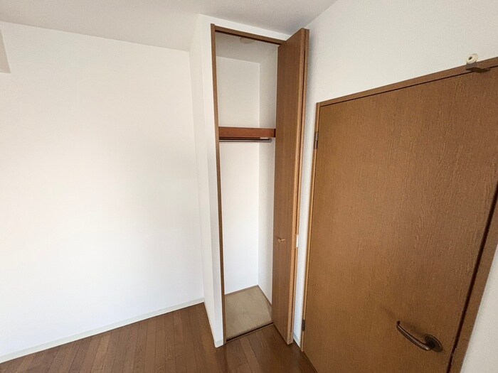 物件内観写真18　(収納)