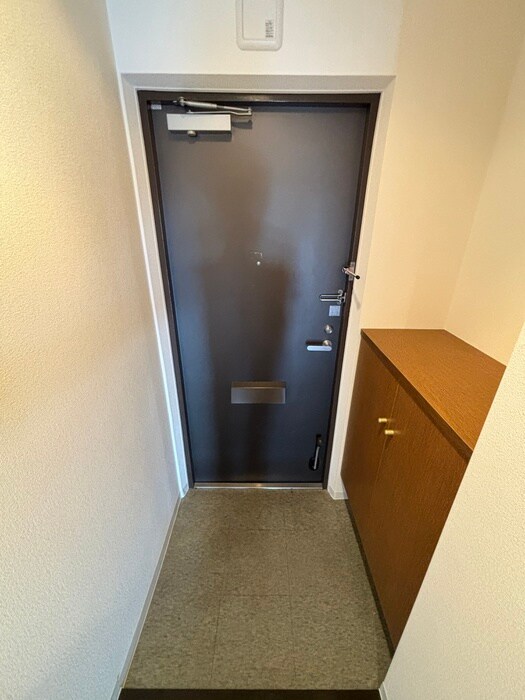 物件内観写真19　(玄関)
