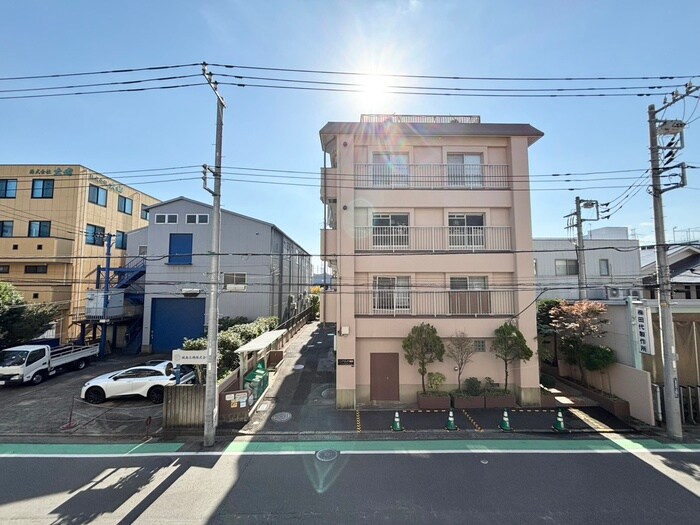 物件内観写真22　(室内からの展望)