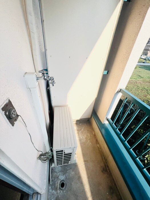 物件内観写真14　(洗濯機置場)