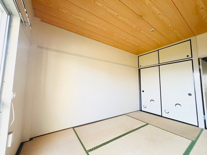 物件内観写真15　(居室)