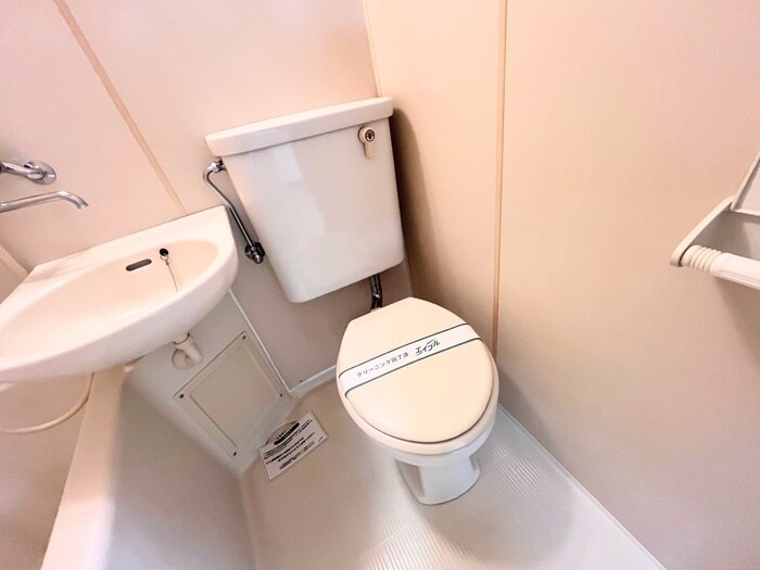 物件内観写真15　(トイレ)