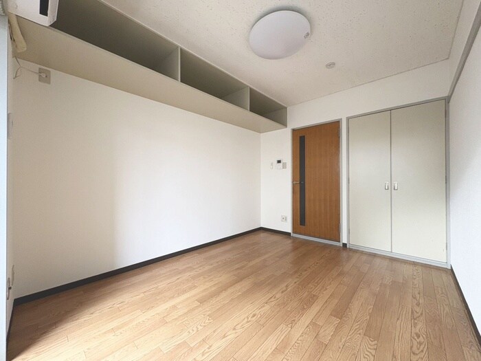 物件内観写真10　(内観写真)